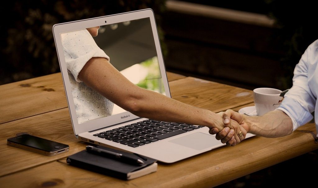 Télésoin, télémédecine, télésanté, numérique et internet en santé mentale
